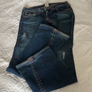 This Jean is an everyday denim must-have.